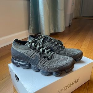 Nike Air VaporMax Running Shoes Men’s 7.5